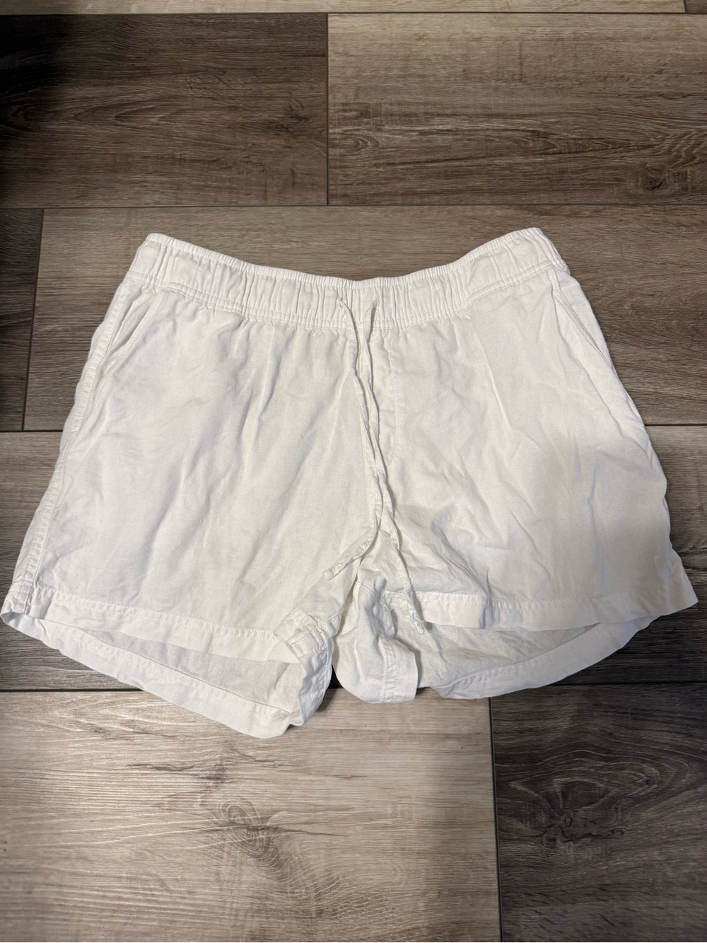 GAP White Elastic-Waist Linen Shorts